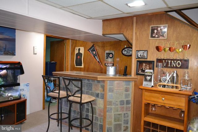 2220 BALDWIN RUN DR, Aston, PA 19014