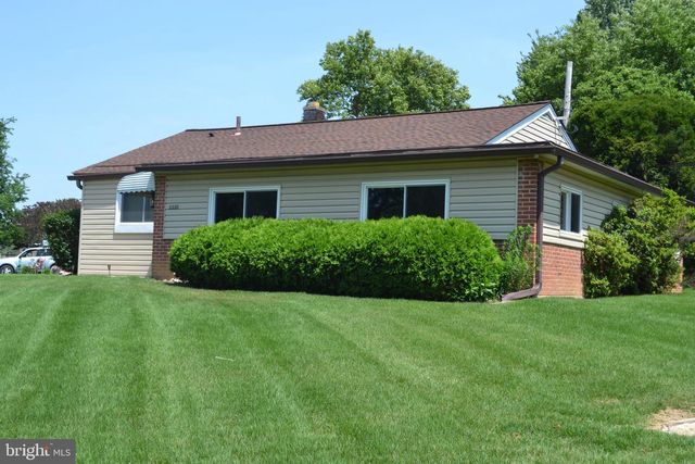 2220 BALDWIN RUN DR, Aston, PA 19014