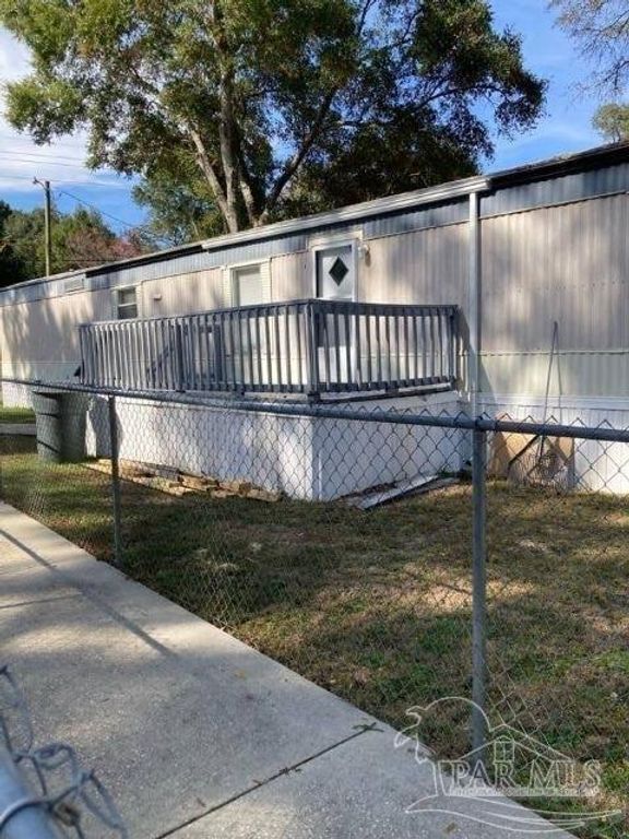 3226 Muldoon Rd A, Pensacola, FL 32526