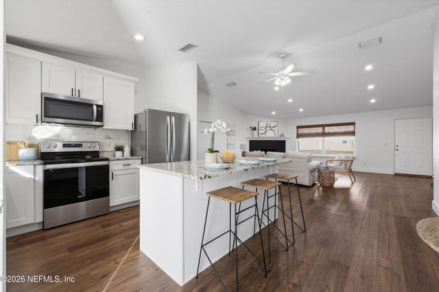 338 DIJON Drive S, Jacksonville, FL 32225