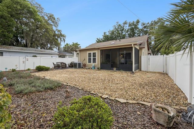 2713 EASTERN PARKWAY, Winter Park, FL 32789