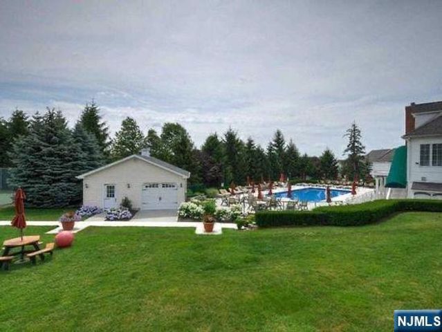 451 Hartford Drive 4052, Nutley, NJ 07110