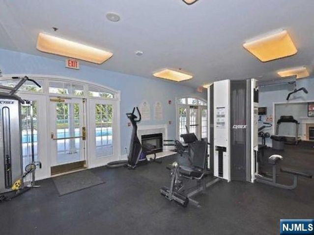 451 Hartford Drive 4052, Nutley, NJ 07110