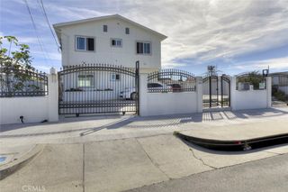 7408 Radford Ave, North Hollywood, CA 91605