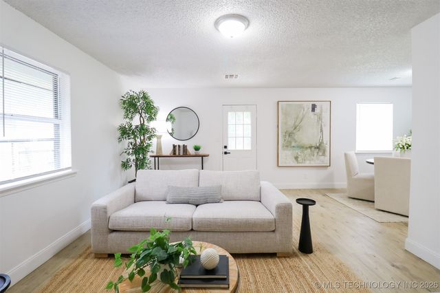 825 W 23rd Street North, Claremore, OK 74017