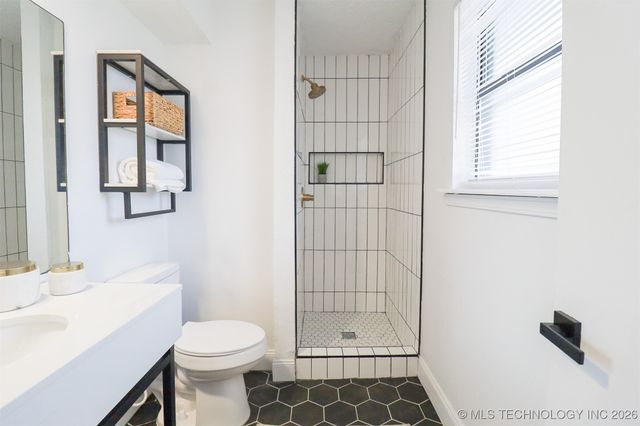 825 W 23rd Street North, Claremore, OK 74017