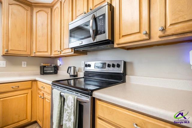 111 Chipper Street, Bonaire, GA 31005