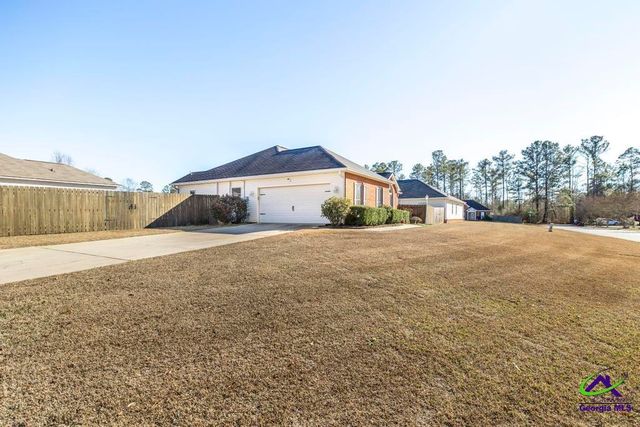 111 Chipper Street, Bonaire, GA 31005