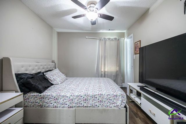 111 Chipper Street, Bonaire, GA 31005