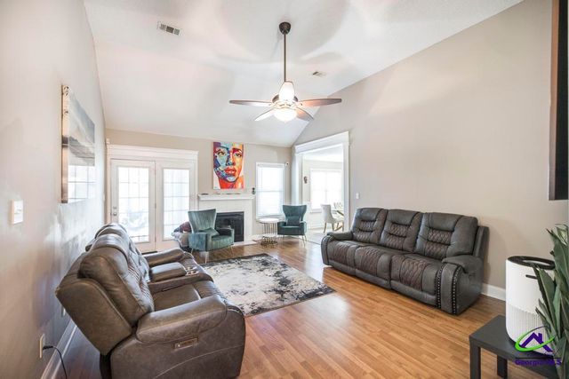 111 Chipper Street, Bonaire, GA 31005