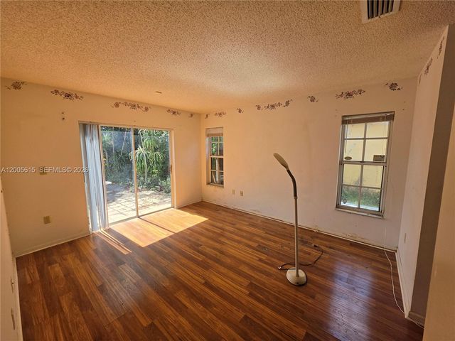 5335 SW 153rd Ave, Miami, FL 33185