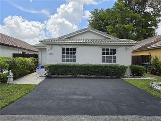 5335 SW 153rd Ave, Miami, FL 33185