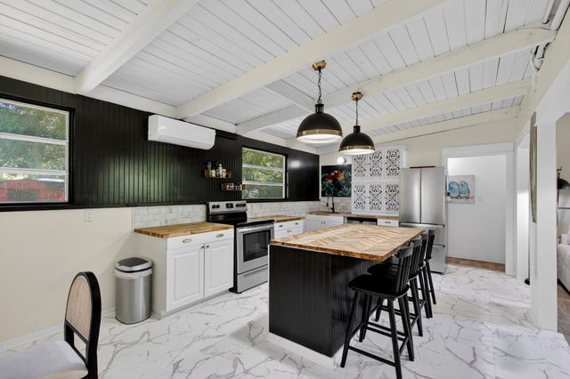 1986 Raina Street, Johns Island, SC 29455