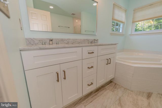 338 CODDINGTON WAY, Harleysville, PA 19438