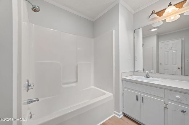 3915 Sterling Pointe Drive Jj9, Winterville, NC 28590