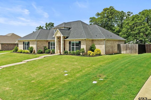 2729 Stone Briar, Mt Pleasant, TX 75455