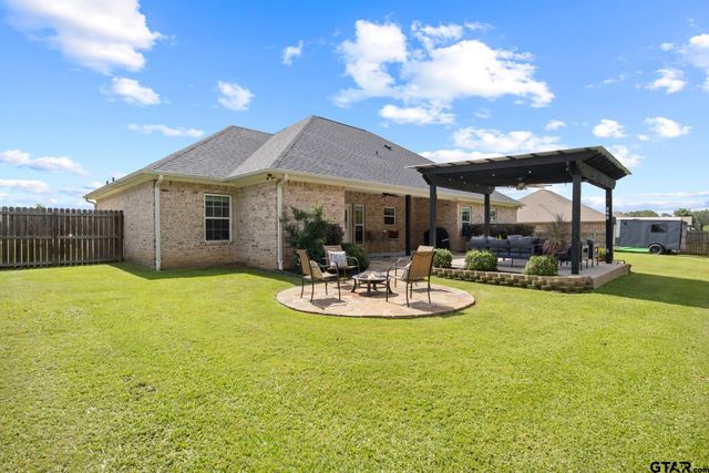 2729 Stone Briar, Mt Pleasant, TX 75455