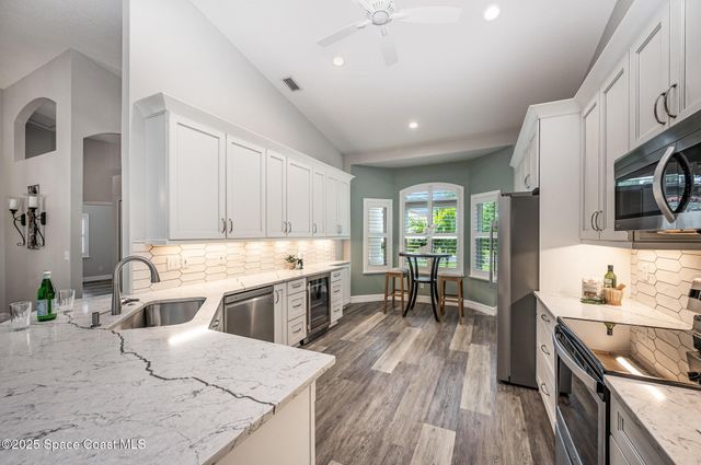 471 Shell Cove Drive, Melbourne, FL 32940