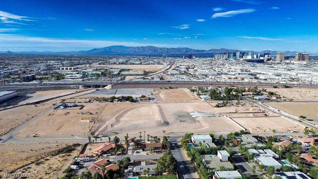 Cameron, Las Vegas, NV 89118