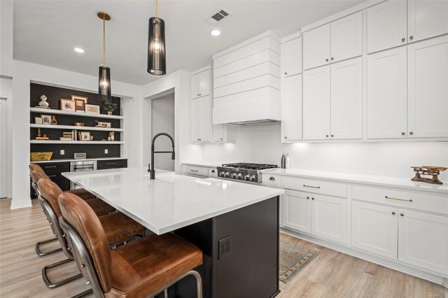 324 Coldwater Creek Court, Conroe, TX 77304