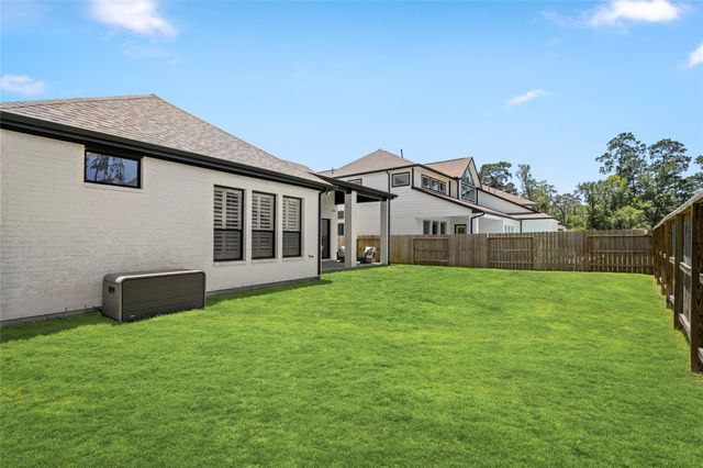 324 Coldwater Creek Court, Conroe, TX 77304