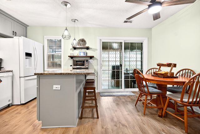 300 Yellow Hawthorn Circle, Summerville, SC 29483