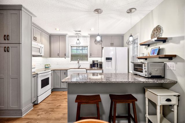 300 Yellow Hawthorn Circle, Summerville, SC 29483