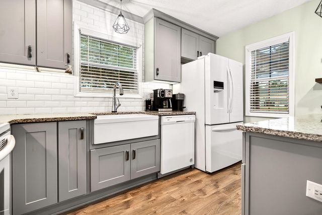 300 Yellow Hawthorn Circle, Summerville, SC 29483