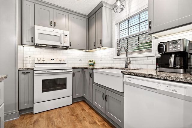 300 Yellow Hawthorn Circle, Summerville, SC 29483