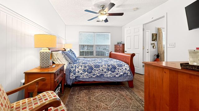 300 Yellow Hawthorn Circle, Summerville, SC 29483