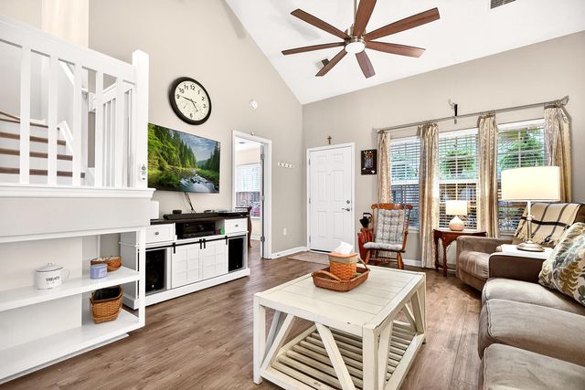 300 Yellow Hawthorn Circle, Summerville, SC 29483