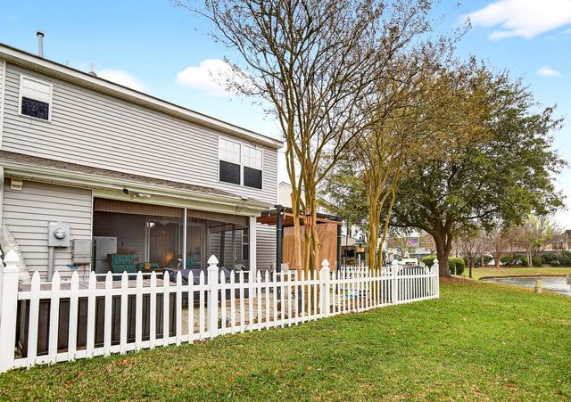 300 Yellow Hawthorn Circle, Summerville, SC 29483