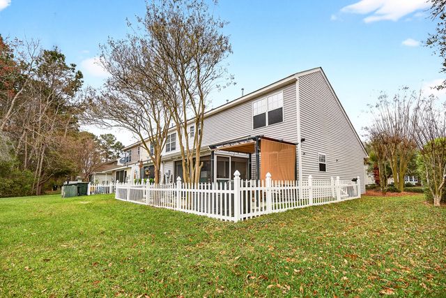 300 Yellow Hawthorn Circle, Summerville, SC 29483