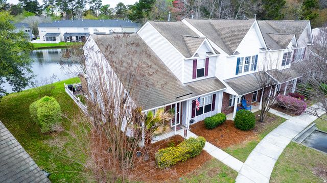 300 Yellow Hawthorn Circle, Summerville, SC 29483