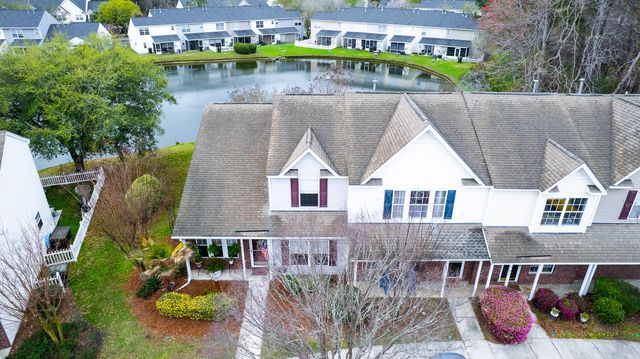 300 Yellow Hawthorn Circle, Summerville, SC 29483