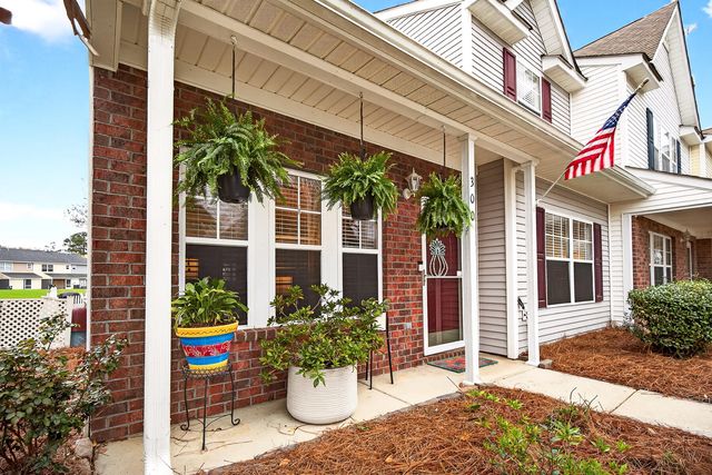 300 Yellow Hawthorn Circle, Summerville, SC 29483