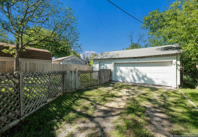 105 john page, San Antonio, TX 78228