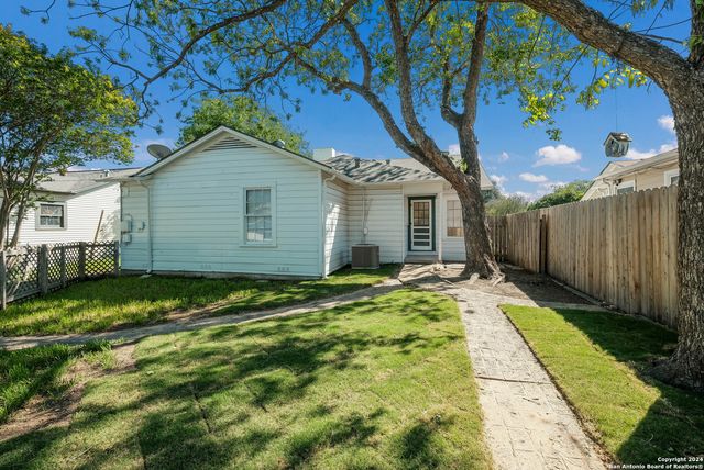 105 john page, San Antonio, TX 78228