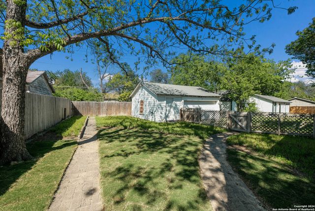 105 john page, San Antonio, TX 78228