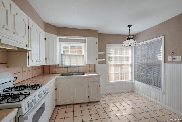 105 john page, San Antonio, TX 78228