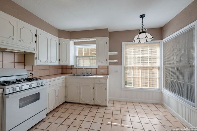 105 john page, San Antonio, TX 78228