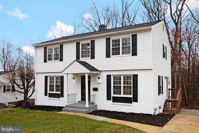 1224 PLEASANT VALLEY DR, Baltimore, MD 21228