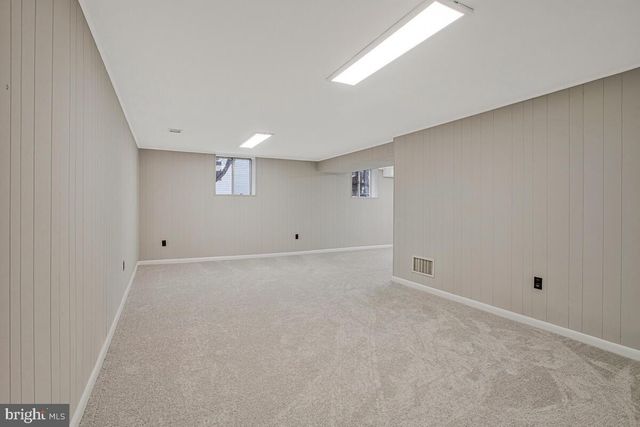 1224 PLEASANT VALLEY DR, Baltimore, MD 21228