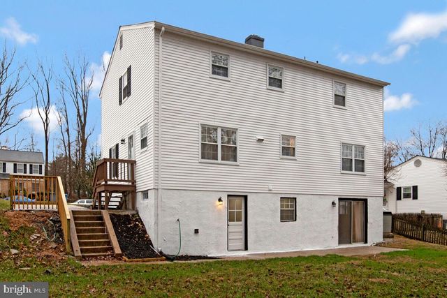 1224 PLEASANT VALLEY DR, Baltimore, MD 21228