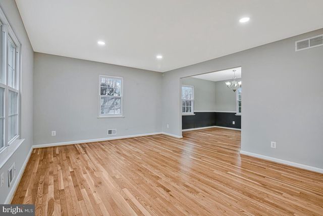 1224 PLEASANT VALLEY DR, Baltimore, MD 21228