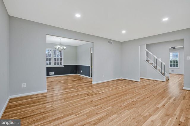 1224 PLEASANT VALLEY DR, Baltimore, MD 21228