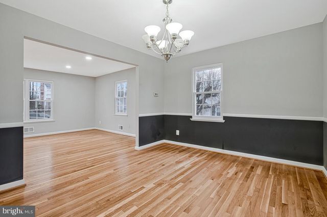 1224 PLEASANT VALLEY DR, Baltimore, MD 21228