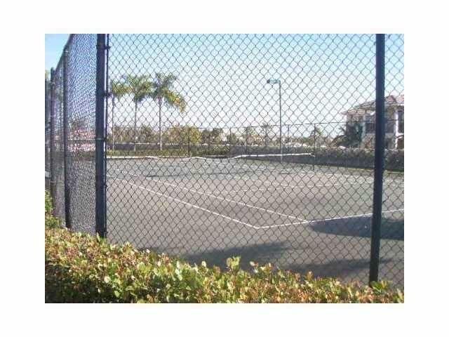 5011 Wiles Road 208, Coconut Creek, FL 33073