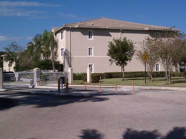 5011 Wiles Road 208, Coconut Creek, FL 33073