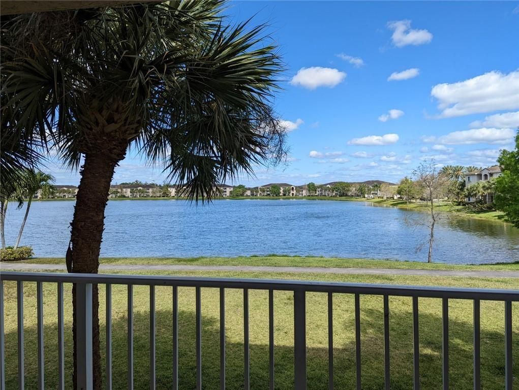 5011 Wiles Road 208, Coconut Creek, FL 33073